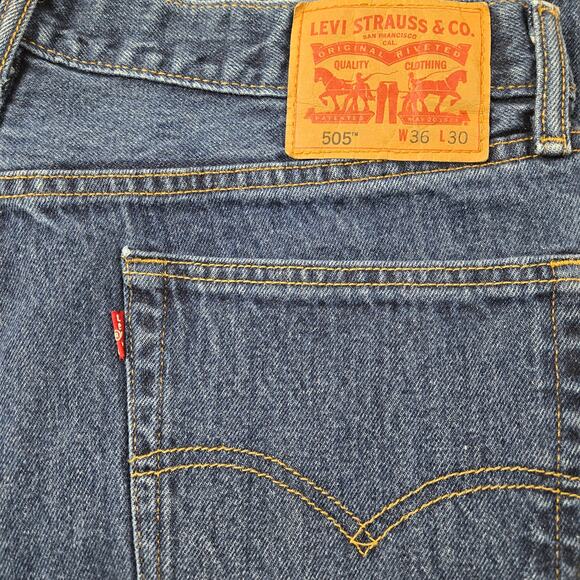 Levi's 505 Straight Leg Jeans size 36 - Picture 16 of 16